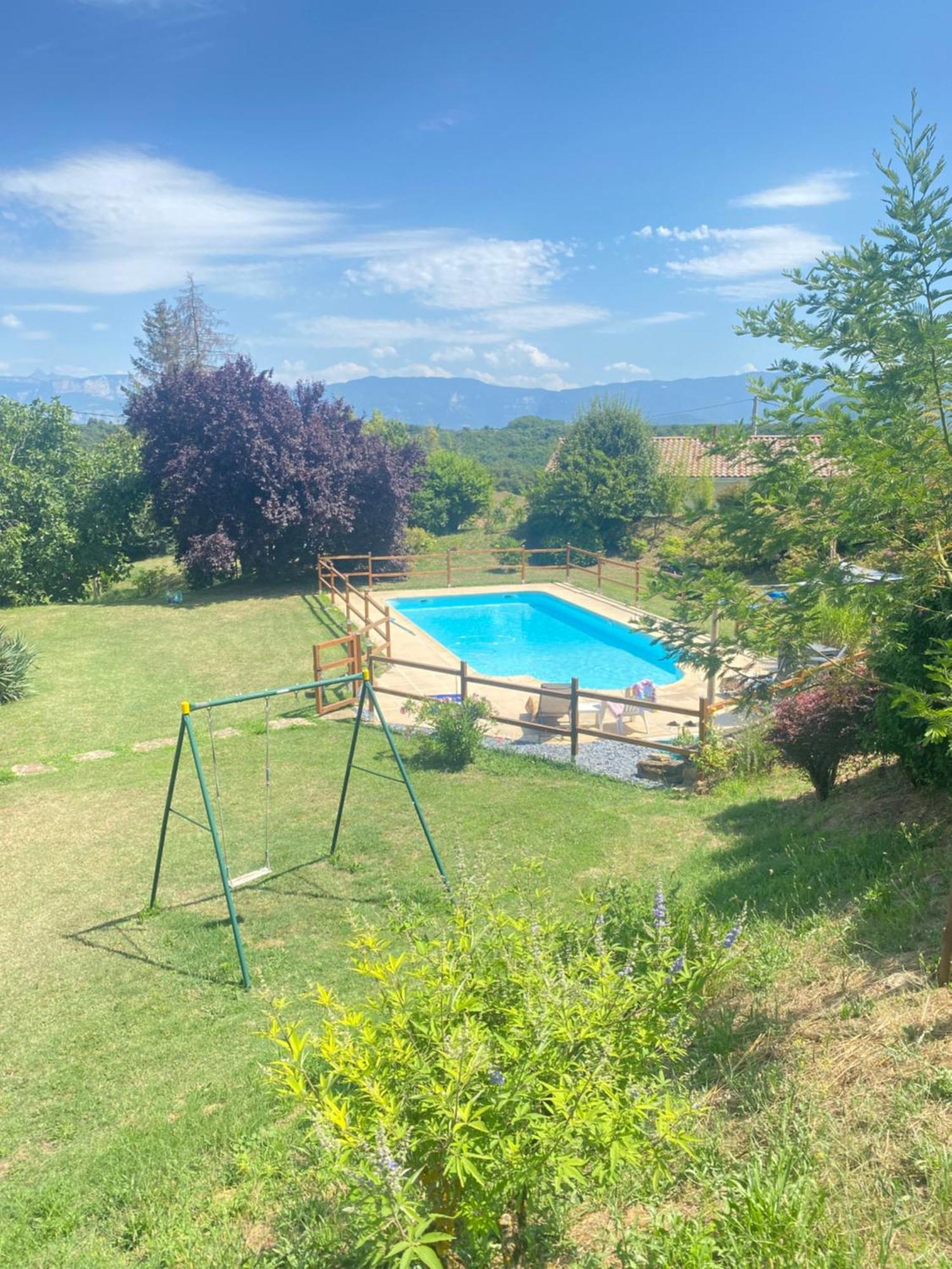 Gite Les Sablieres Saint-Lattier Exterior photo
