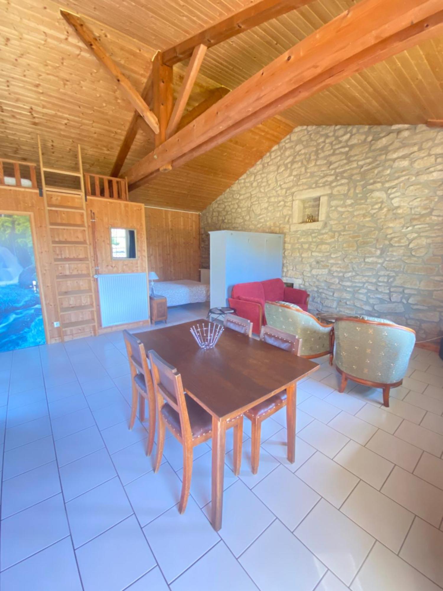 Gite Les Sablieres Saint-Lattier Exterior photo